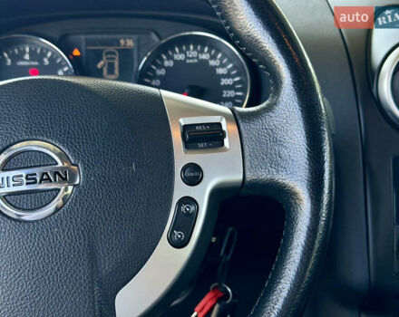 Сірий Ніссан Кашкай, об'ємом двигуна 1.6 л та пробігом 200 тис. км за 9999 $, фото 20 на Automoto.ua