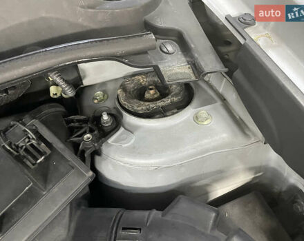 Серый Ниссан Кашкай, объемом двигателя 1.6 л и пробегом 202 тыс. км за 11950 $, фото 11 на Automoto.ua