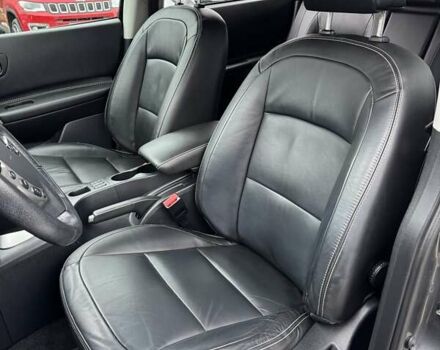 Серый Ниссан Кашкай, объемом двигателя 1.6 л и пробегом 48 тыс. км за 15000 $, фото 20 на Automoto.ua