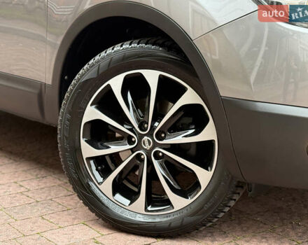 Сірий Ніссан Кашкай, об'ємом двигуна 1.6 л та пробігом 218 тис. км за 11999 $, фото 39 на Automoto.ua