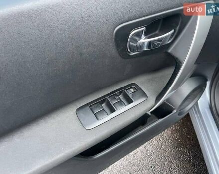 Серый Ниссан Кашкай, объемом двигателя 2 л и пробегом 171 тыс. км за 12290 $, фото 15 на Automoto.ua