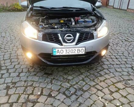 Серый Ниссан Кашкай, объемом двигателя 1.6 л и пробегом 261 тыс. км за 9500 $, фото 15 на Automoto.ua