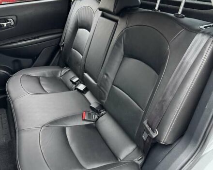 Серый Ниссан Кашкай, объемом двигателя 1.6 л и пробегом 48 тыс. км за 15000 $, фото 15 на Automoto.ua