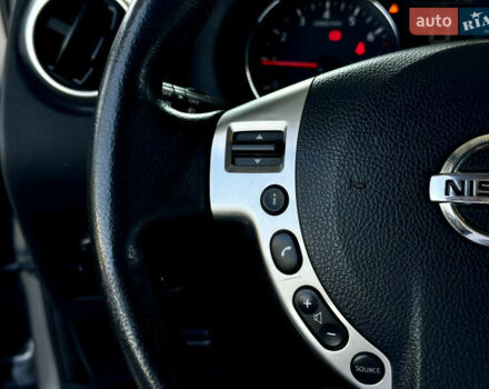 Сірий Ніссан Кашкай, об'ємом двигуна 1.6 л та пробігом 200 тис. км за 9999 $, фото 21 на Automoto.ua