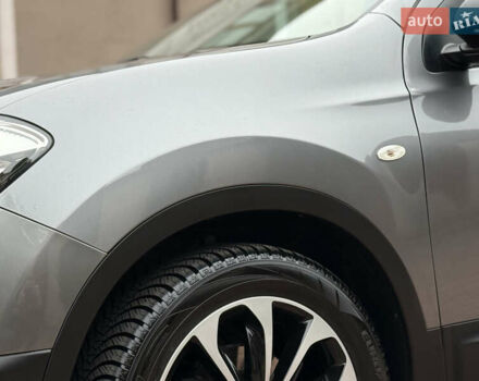 Сірий Ніссан Кашкай, об'ємом двигуна 1.6 л та пробігом 218 тис. км за 11999 $, фото 57 на Automoto.ua