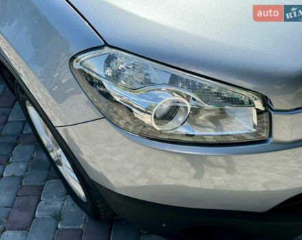 Сірий Ніссан Кашкай, об'ємом двигуна 1.6 л та пробігом 200 тис. км за 9999 $, фото 11 на Automoto.ua