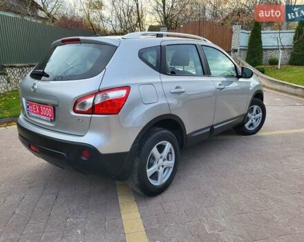 Серый Ниссан Кашкай, объемом двигателя 1.6 л и пробегом 227 тыс. км за 10850 $, фото 4 на Automoto.ua