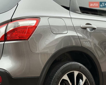 Сірий Ніссан Кашкай, об'ємом двигуна 1.6 л та пробігом 218 тис. км за 11999 $, фото 46 на Automoto.ua