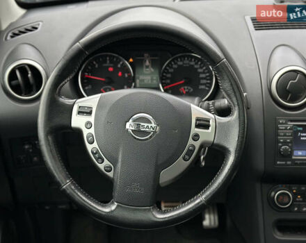 Серый Ниссан Кашкай, объемом двигателя 1.6 л и пробегом 254 тыс. км за 12600 $, фото 37 на Automoto.ua