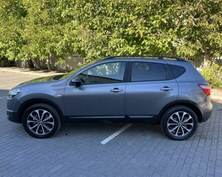 Серый Ниссан Кашкай, объемом двигателя 1.6 л и пробегом 105 тыс. км за 11555 $, фото 5 на Automoto.ua