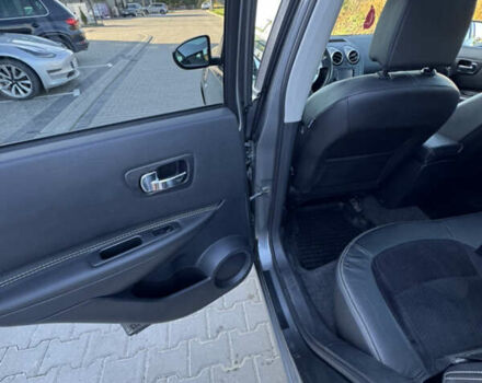 Серый Ниссан Кашкай, объемом двигателя 1.6 л и пробегом 224 тыс. км за 10900 $, фото 19 на Automoto.ua