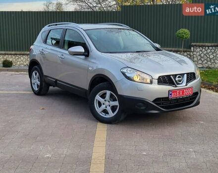 Серый Ниссан Кашкай, объемом двигателя 1.6 л и пробегом 227 тыс. км за 10850 $, фото 2 на Automoto.ua