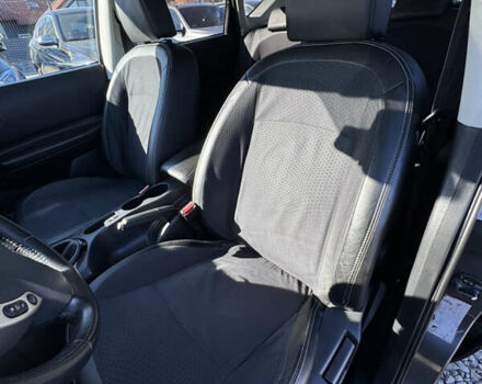 Сірий Ніссан Кашкай, об'ємом двигуна 1.6 л та пробігом 257 тис. км за 11700 $, фото 16 на Automoto.ua