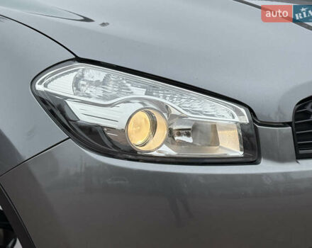 Сірий Ніссан Кашкай, об'ємом двигуна 1.6 л та пробігом 218 тис. км за 11999 $, фото 24 на Automoto.ua