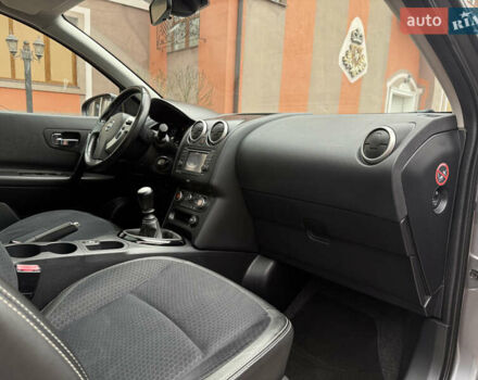 Сірий Ніссан Кашкай, об'ємом двигуна 1.6 л та пробігом 218 тис. км за 11999 $, фото 93 на Automoto.ua