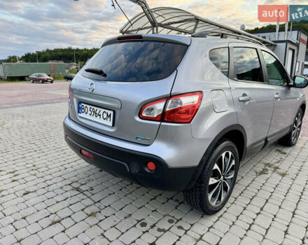 Сірий Ніссан Кашкай, об'ємом двигуна 1.6 л та пробігом 202 тис. км за 12500 $, фото 4 на Automoto.ua