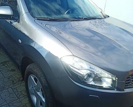 Серый Ниссан Кашкай, объемом двигателя 2 л и пробегом 190 тыс. км за 11600 $, фото 1 на Automoto.ua