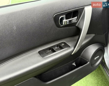 Серый Ниссан Кашкай, объемом двигателя 1.6 л и пробегом 169 тыс. км за 11900 $, фото 14 на Automoto.ua