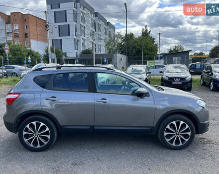 Сірий Ніссан Кашкай, об'ємом двигуна 1.6 л та пробігом 105 тис. км за 11888 $, фото 4 на Automoto.ua
