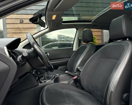 Серый Ниссан Кашкай, объемом двигателя 1.6 л и пробегом 254 тыс. км за 12600 $, фото 30 на Automoto.ua