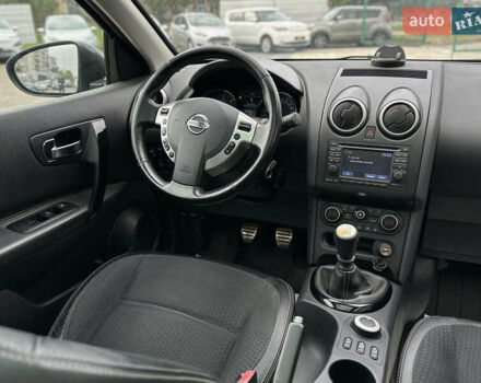 Серый Ниссан Кашкай, объемом двигателя 1.6 л и пробегом 254 тыс. км за 12600 $, фото 36 на Automoto.ua