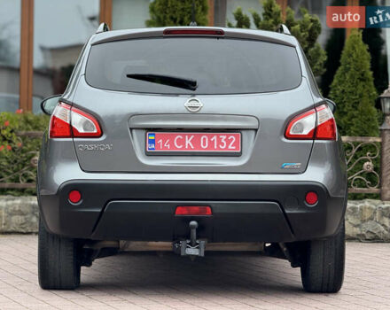 Сірий Ніссан Кашкай, об'ємом двигуна 1.6 л та пробігом 218 тис. км за 11999 $, фото 8 на Automoto.ua