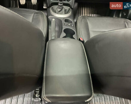 Серый Ниссан Кашкай, объемом двигателя 1.6 л и пробегом 202 тыс. км за 11950 $, фото 71 на Automoto.ua