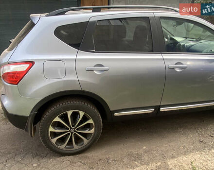 Серый Ниссан Кашкай, объемом двигателя 1.6 л и пробегом 254 тыс. км за 12500 $, фото 5 на Automoto.ua