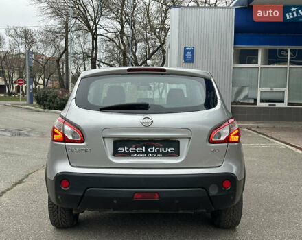 Серый Ниссан Кашкай, объемом двигателя 1.6 л и пробегом 229 тыс. км за 11599 $, фото 5 на Automoto.ua