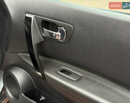 Сірий Ніссан Кашкай, об'ємом двигуна 1.6 л та пробігом 218 тис. км за 11999 $, фото 101 на Automoto.ua