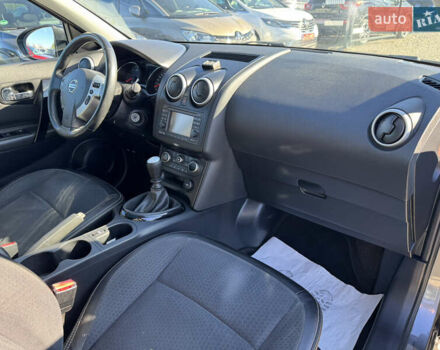 Сірий Ніссан Кашкай, об'ємом двигуна 1.6 л та пробігом 257 тис. км за 11700 $, фото 28 на Automoto.ua