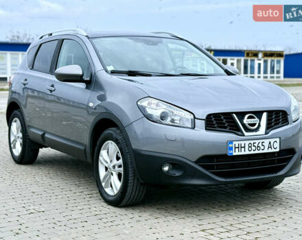 Серый Ниссан Кашкай, объемом двигателя 1.6 л и пробегом 169 тыс. км за 11900 $, фото 2 на Automoto.ua