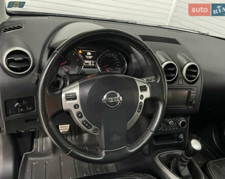 Серый Ниссан Кашкай, объемом двигателя 1.6 л и пробегом 202 тыс. км за 11950 $, фото 55 на Automoto.ua