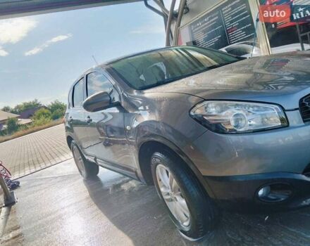 Сірий Ніссан Кашкай, об'ємом двигуна 1.46 л та пробігом 261 тис. км за 10800 $, фото 2 на Automoto.ua