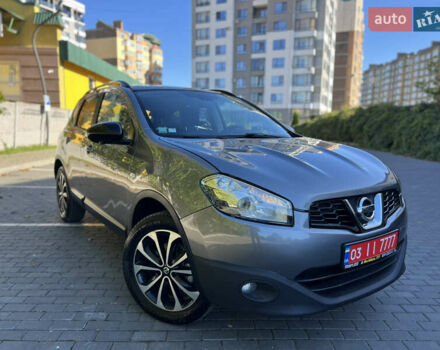 Ниссан Кашкай 2013 в Луцке на Automoto.ua Серый Ниссан Кашкай, объемом двигателя 1.6 л и пробегом 105 тыс. км за 11888 $, фото 2 на Automoto.ua