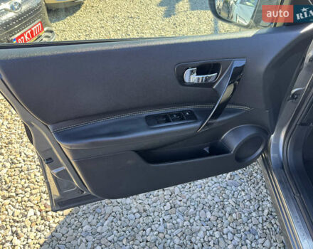 Сірий Ніссан Кашкай, об'ємом двигуна 1.6 л та пробігом 257 тис. км за 11700 $, фото 14 на Automoto.ua