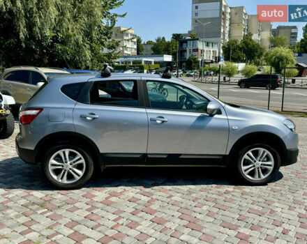 Сірий Ніссан Кашкай, об'ємом двигуна 1.6 л та пробігом 200 тис. км за 9999 $, фото 7 на Automoto.ua