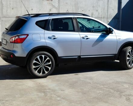 Серый Ниссан Кашкай, объемом двигателя 1.5 л и пробегом 169 тыс. км за 11000 $, фото 2 на Automoto.ua