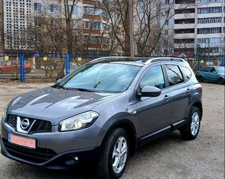 Сірий Ніссан Кашкай, об'ємом двигуна 1.6 л та пробігом 237 тис. км за 12800 $, фото 4 на Automoto.ua
