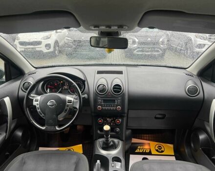Серый Ниссан Кашкай, объемом двигателя 1.6 л и пробегом 224 тыс. км за 11900 $, фото 9 на Automoto.ua