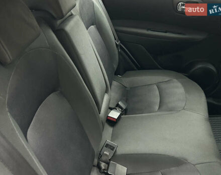 Серый Ниссан Кашкай, объемом двигателя 1.6 л и пробегом 229 тыс. км за 11599 $, фото 13 на Automoto.ua