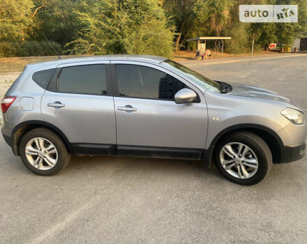 Серый Ниссан Кашкай, объемом двигателя 1.5 л и пробегом 225 тыс. км за 12900 $, фото 3 на Automoto.ua
