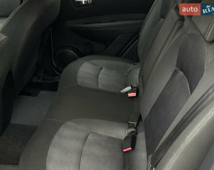 Серый Ниссан Кашкай, объемом двигателя 1.6 л и пробегом 229 тыс. км за 11599 $, фото 12 на Automoto.ua