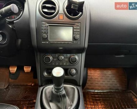 Серый Ниссан Кашкай, объемом двигателя 1.5 л и пробегом 166 тыс. км за 10490 $, фото 22 на Automoto.ua