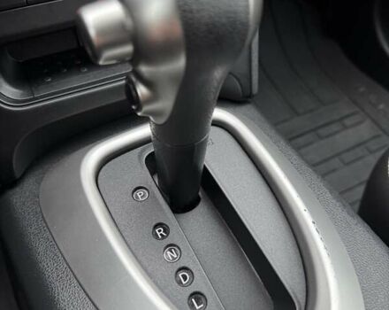 Серый Ниссан Кашкай, объемом двигателя 1.6 л и пробегом 48 тыс. км за 15000 $, фото 27 на Automoto.ua