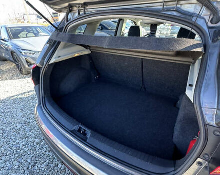 Сірий Ніссан Кашкай, об'ємом двигуна 1.6 л та пробігом 257 тис. км за 11700 $, фото 24 на Automoto.ua