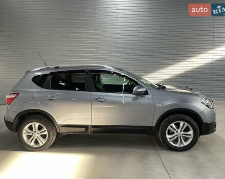 Серый Ниссан Кашкай, объемом двигателя 1.6 л и пробегом 202 тыс. км за 11950 $, фото 4 на Automoto.ua