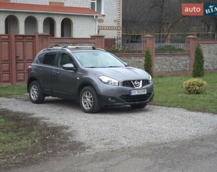 Сірий Ніссан Кашкай, об'ємом двигуна 1.46 л та пробігом 206 тис. км за 11999 $, фото 3 на Automoto.ua