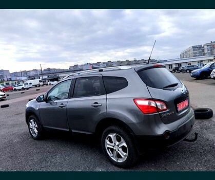 Сірий Ніссан Кашкай, об'ємом двигуна 1.6 л та пробігом 237 тис. км за 12800 $, фото 3 на Automoto.ua