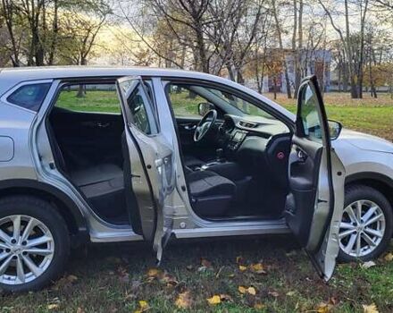 Сірий Ніссан Кашкай, об'ємом двигуна 1.6 л та пробігом 200 тис. км за 12250 $, фото 7 на Automoto.ua